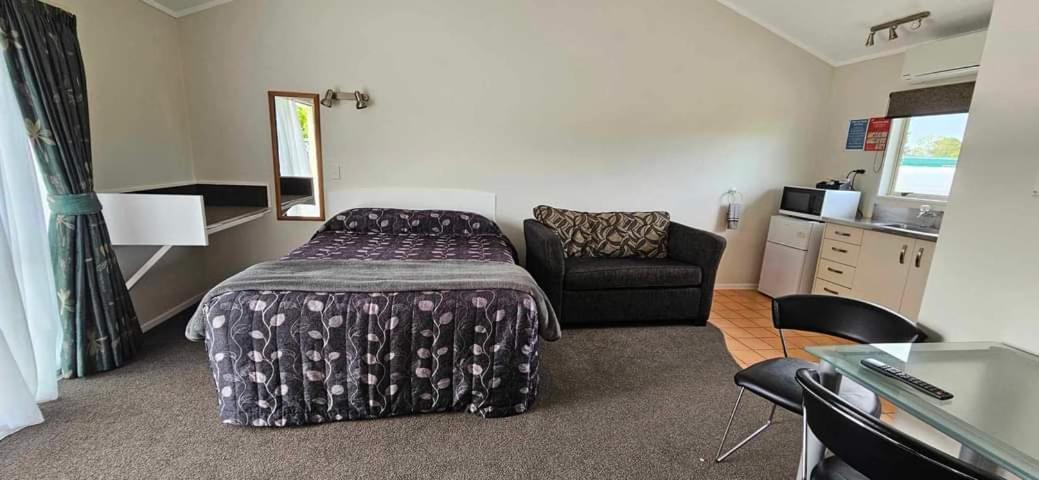Sunnydays Motel Gisborne Buitenkant foto