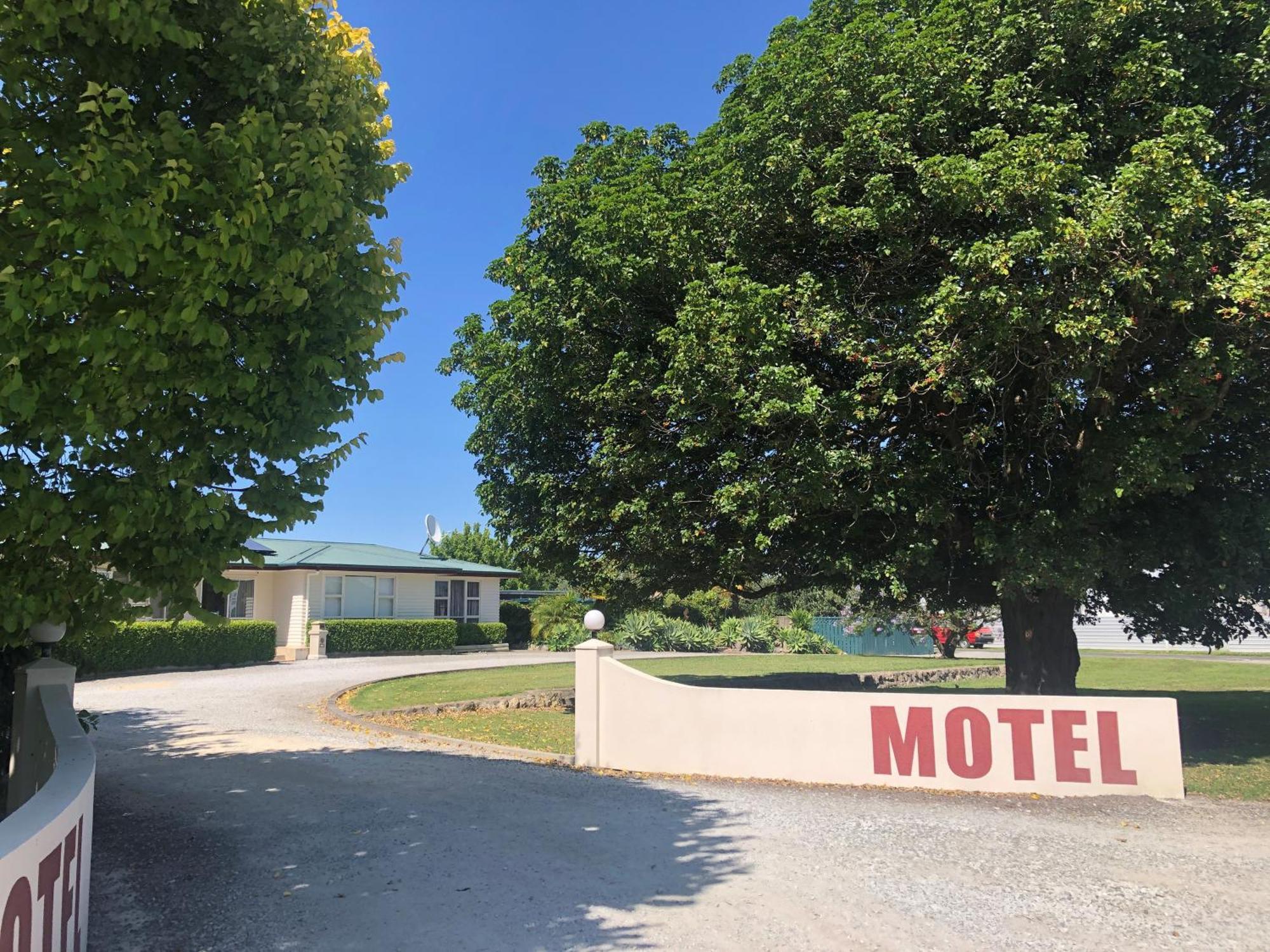 Sunnydays Motel Gisborne Buitenkant foto